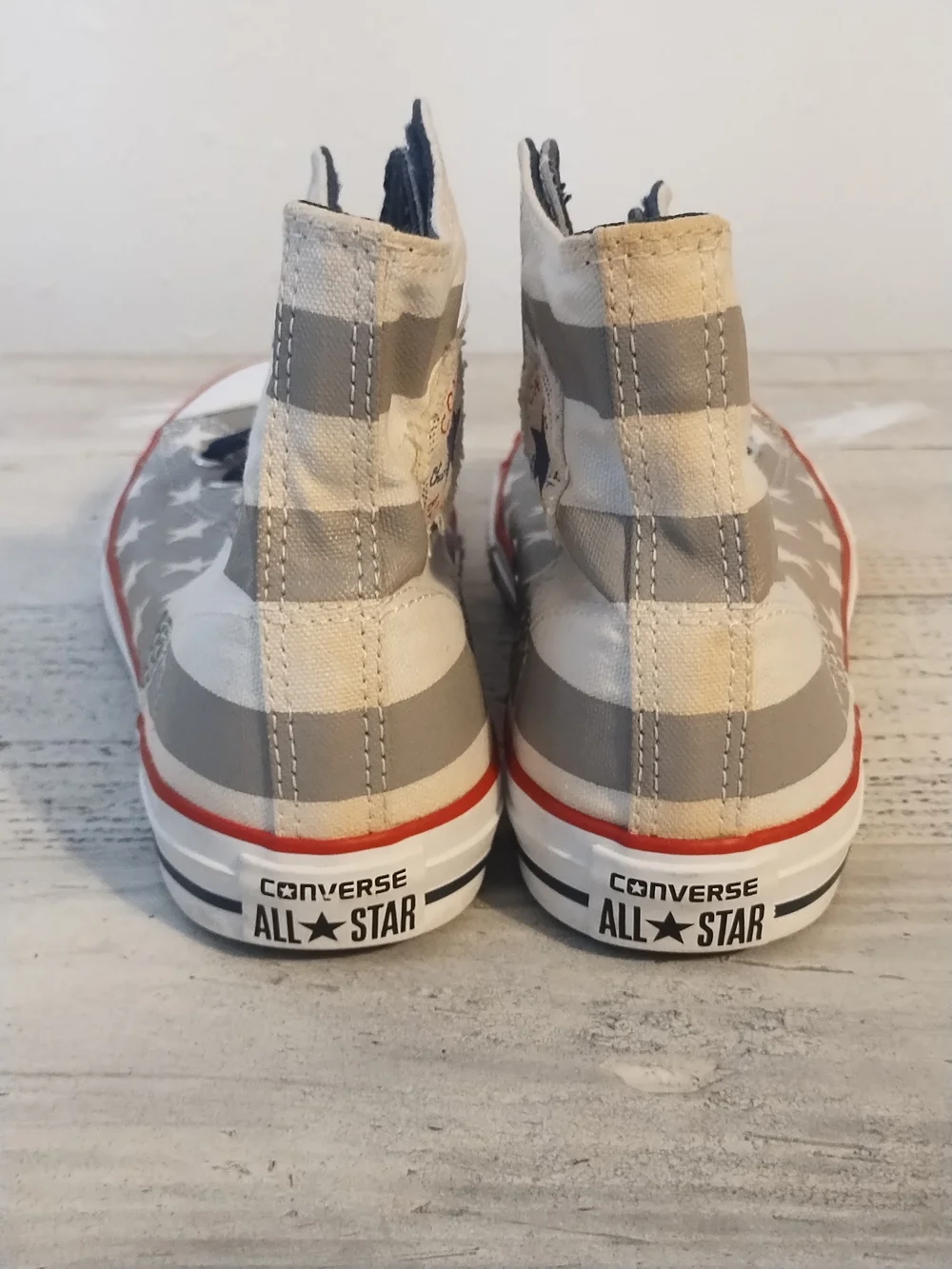 Converse Chuck Taylor Size 6 Junior Hi Tops Gray American Flag Stars and Stripes